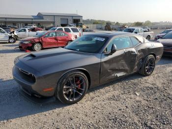  Salvage Dodge Challenger