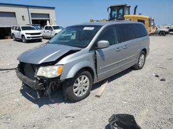  Salvage Chrysler Minivan