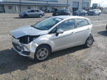  Salvage Ford Fiesta