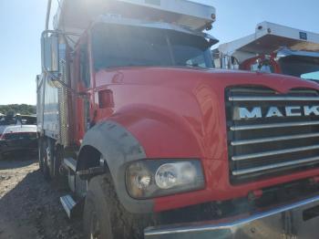  Salvage Mack 700 Gu700