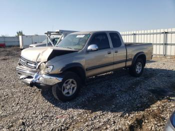  Salvage Toyota Tundra