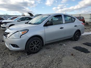  Salvage Nissan Versa