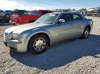  Salvage Chrysler 300