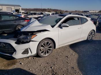  Salvage Hyundai VELOSTER