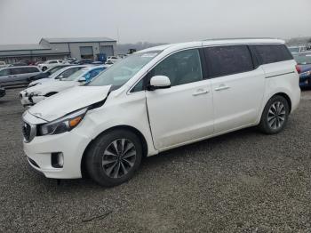  Salvage Kia Sedona