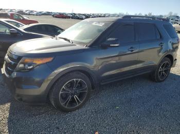  Salvage Ford Explorer