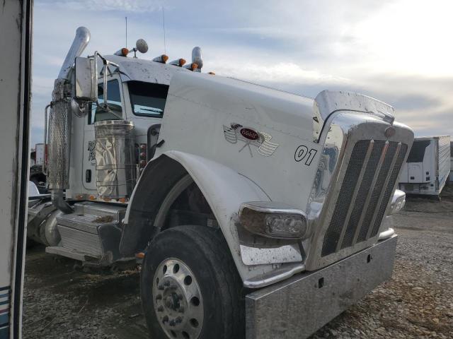  Salvage Peterbilt 389