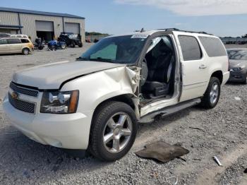  Salvage Chevrolet Suburban