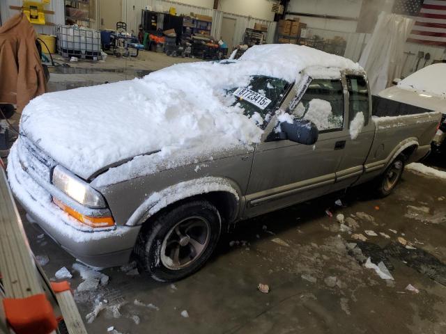  Salvage Chevrolet S-10