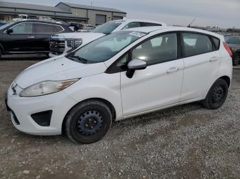  Salvage Ford Fiesta