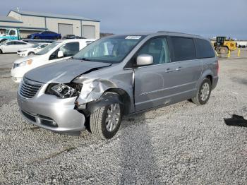  Salvage Chrysler Minivan