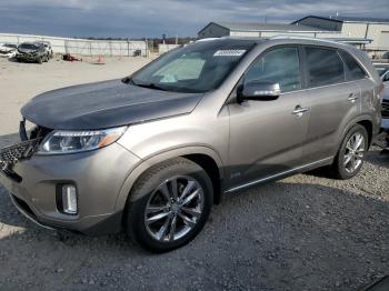  Salvage Kia Sorento