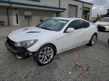  Salvage Hyundai Genesis