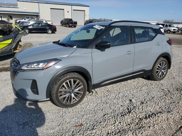  Salvage Nissan Kicks