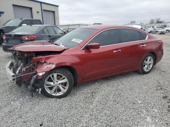  Salvage Nissan Altima