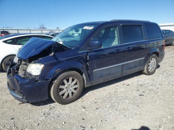  Salvage Chrysler Minivan