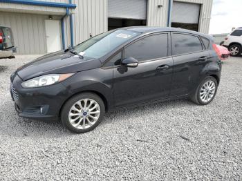 Salvage Ford Fiesta