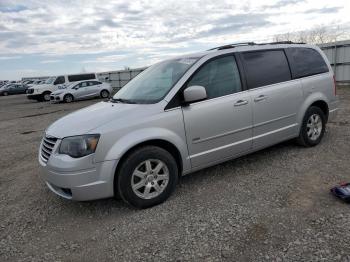  Salvage Chrysler Minivan