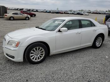  Salvage Chrysler 300