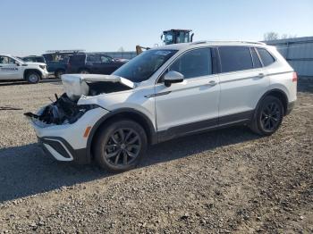  Salvage Volkswagen Tiguan