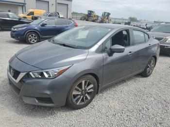  Salvage Nissan Versa