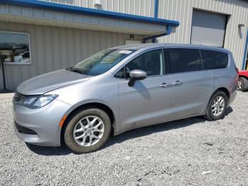  Salvage Chrysler Pacifica