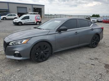  Salvage Nissan Altima