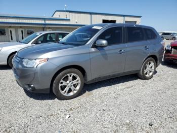 Salvage Mitsubishi Outlander