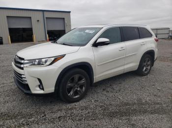  Salvage Toyota Highlander