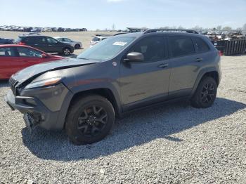  Salvage Jeep Cherokee