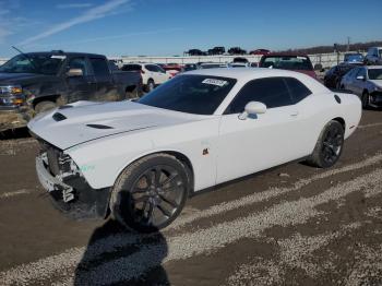  Salvage Dodge Challenger
