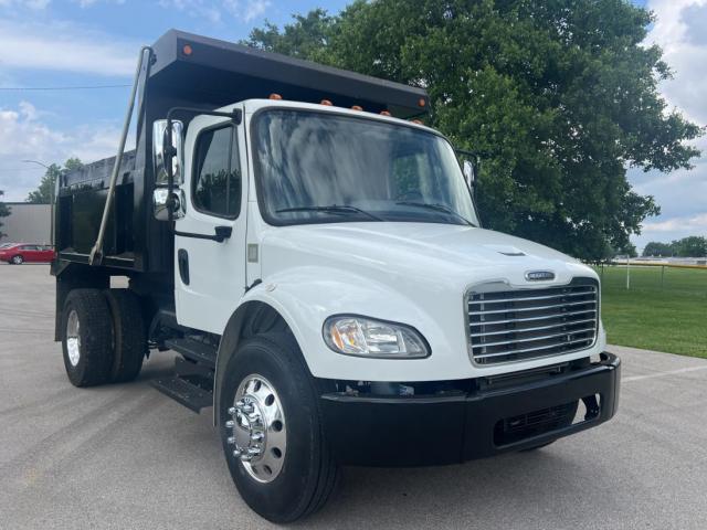  Salvage Freightliner M2 106 Med