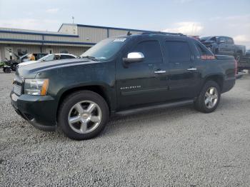  Salvage Chevrolet Avalanche