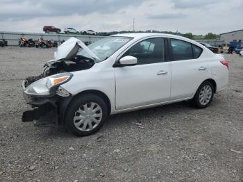  Salvage Nissan Versa