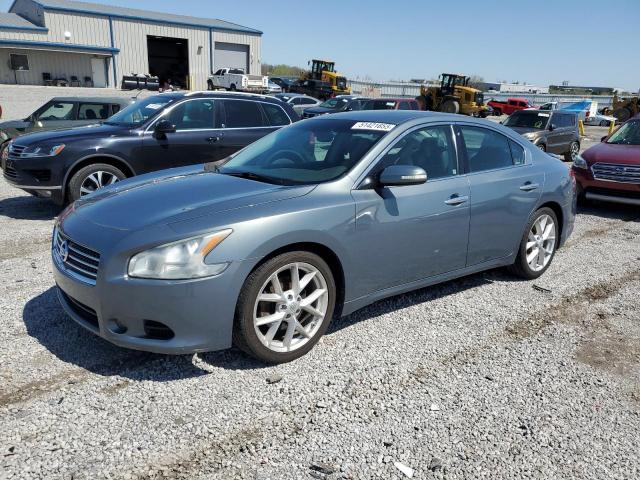  Salvage Nissan Maxima