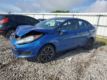  Salvage Ford Fiesta