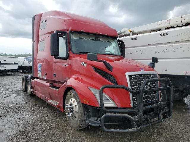  Salvage Volvo Vnl
