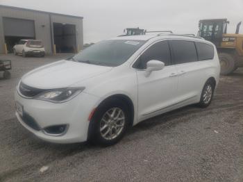  Salvage Chrysler Pacifica