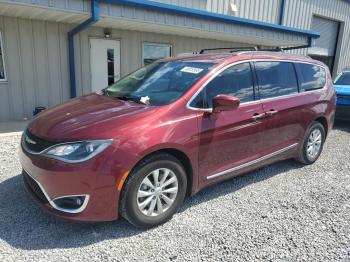  Salvage Chrysler Pacifica