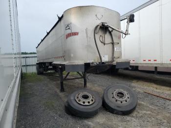  Salvage Vtgt Trailer