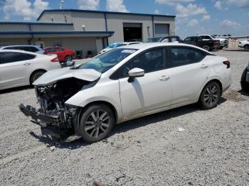  Salvage Nissan Versa