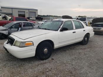  Salvage Ford Crown Vic