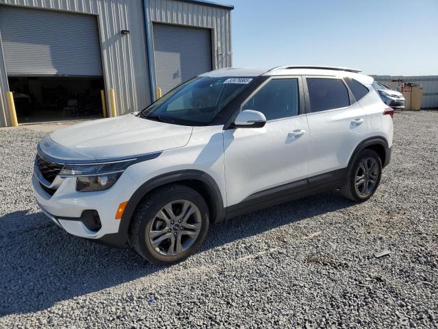  Salvage Kia Seltos