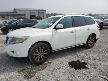  Salvage Nissan Pathfinder