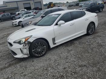  Salvage Kia Stinger