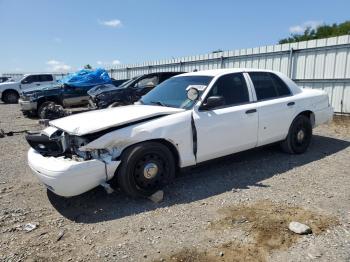  Salvage Ford Crown Vic