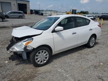  Salvage Nissan Versa