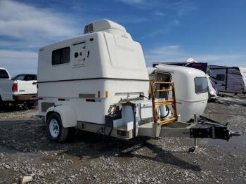  Salvage Pels Trailer