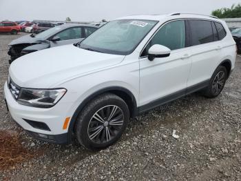  Salvage Volkswagen Tiguan