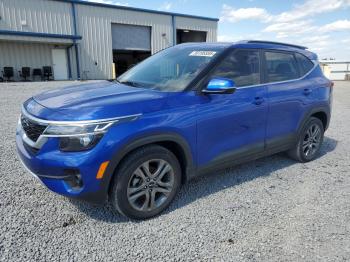  Salvage Kia Seltos